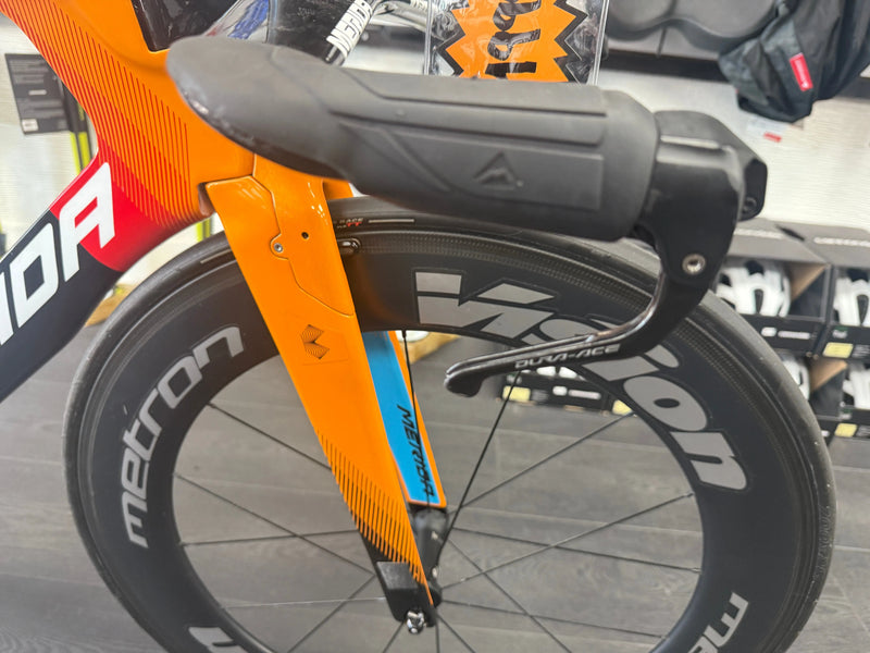 Load image into Gallery viewer, Merida Warp TT Team Bahrain McLare - Used Bicycle Espresso Bicycle Repairs{{Shop name}}
