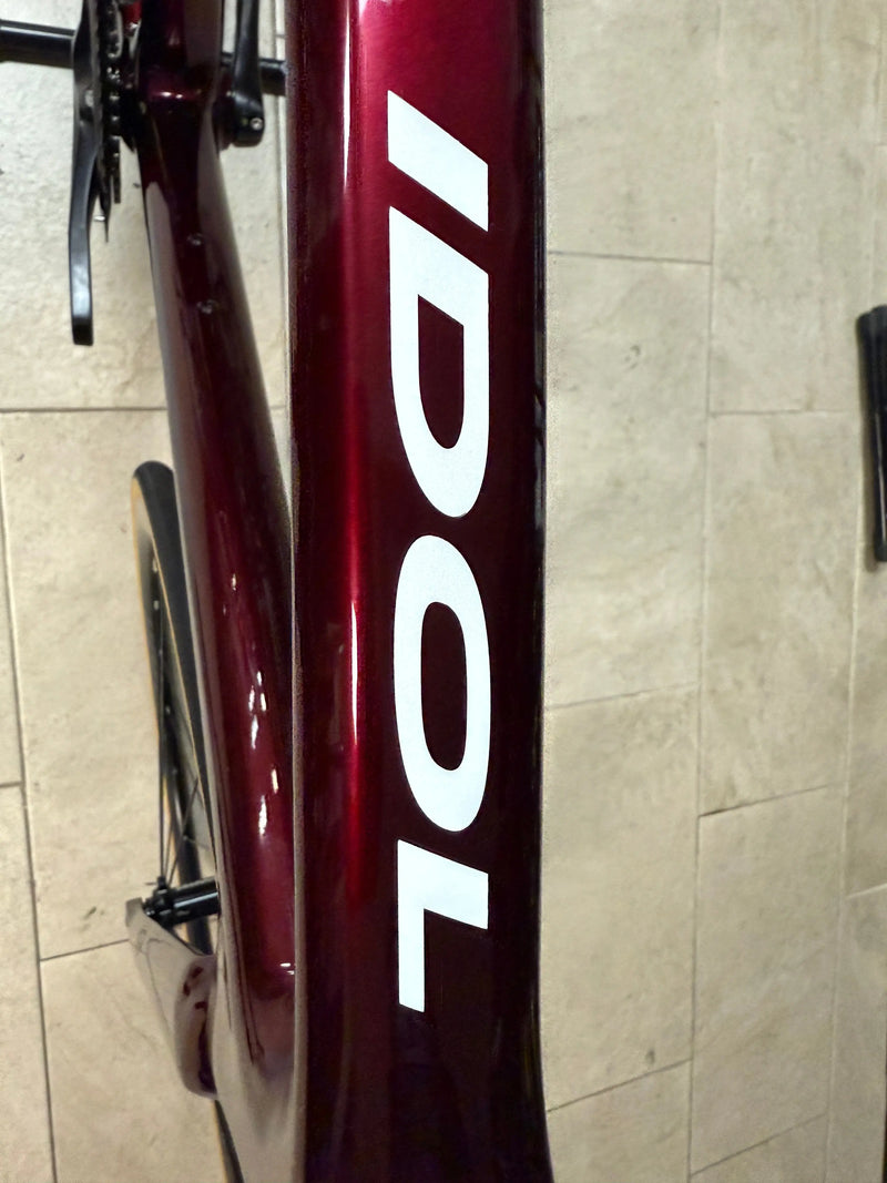 Load image into Gallery viewer, 2025 De Rosa Idol 105 Di2 Disc De Rosa
